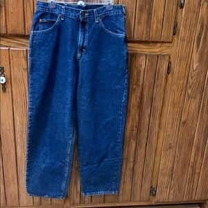 Lee men’s loose fit jeans  34-30 NEW